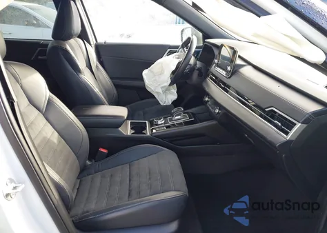 2022 Mitsubishi Outlander Black Edition 2Wd/Se 2.5 2Wd/Se Launch Edition 2Wd from USA, damaged, VIN JA4J3UA81NZ068778